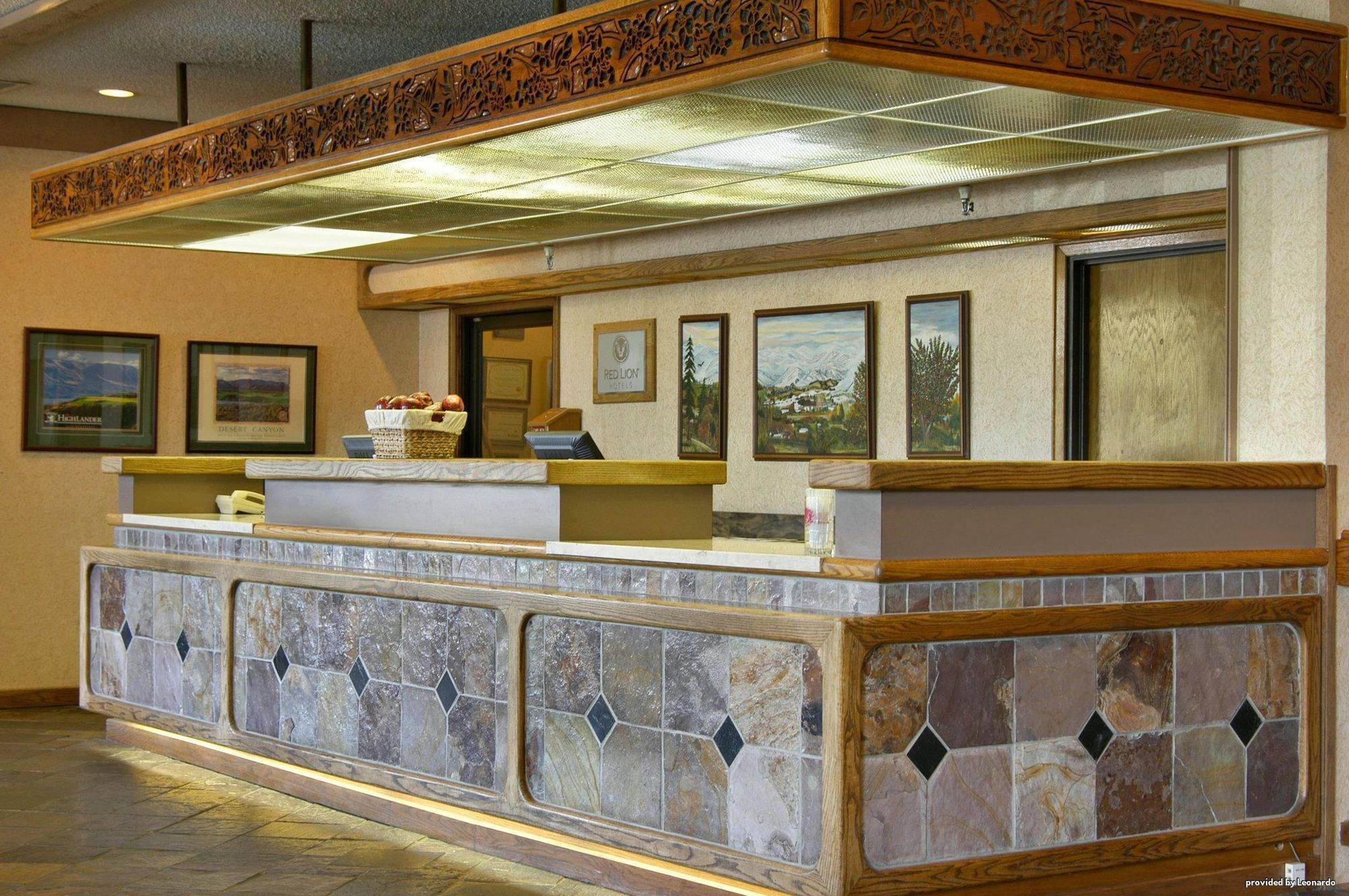 Red Lion Hotel Wenatchee City Center Interior photo