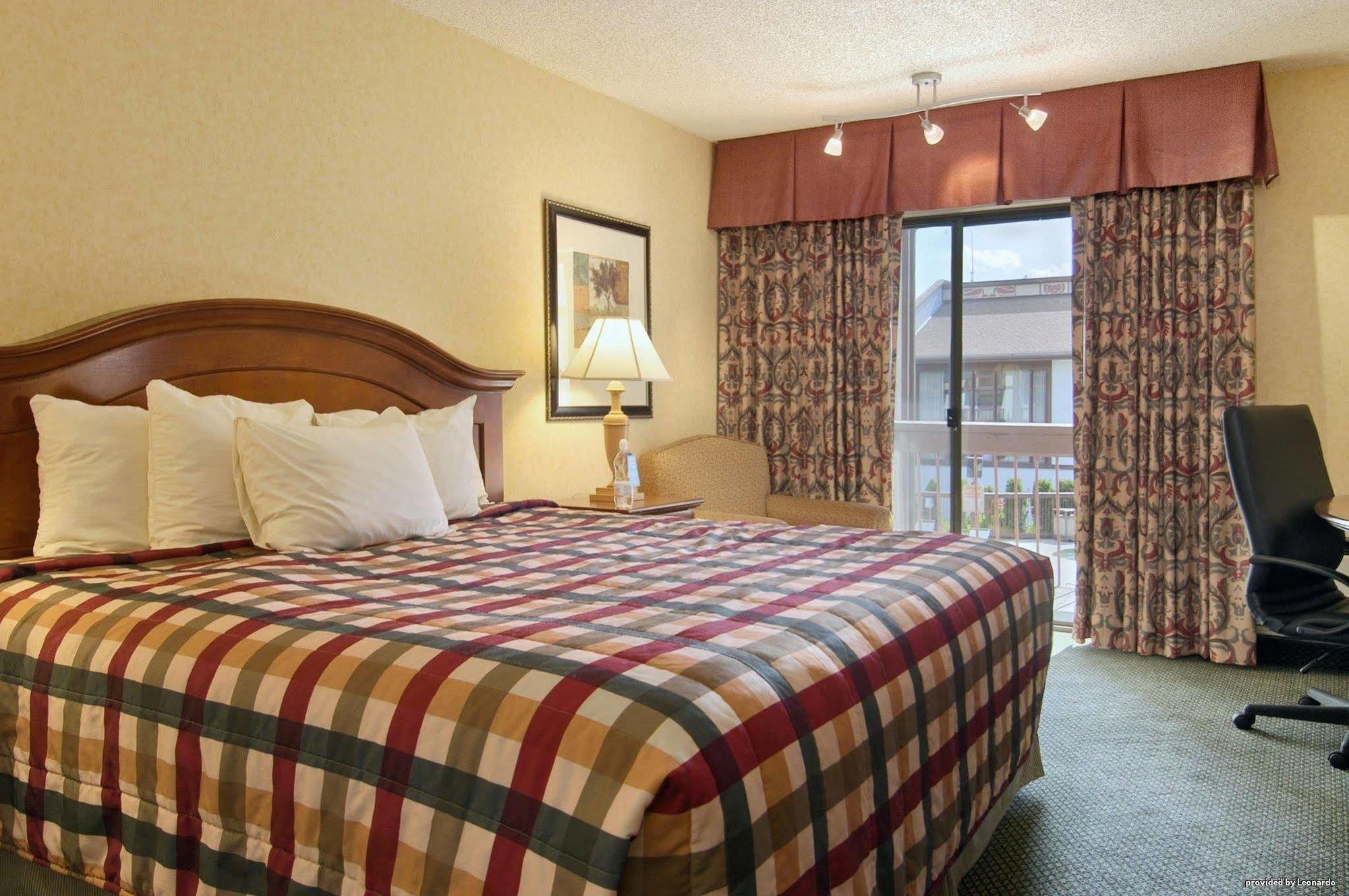 Red Lion Hotel Wenatchee City Center Room photo